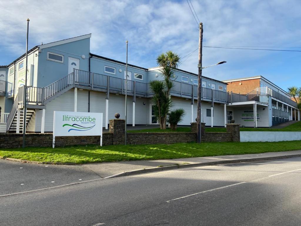 Ilfracombe Apartments Exterior photo